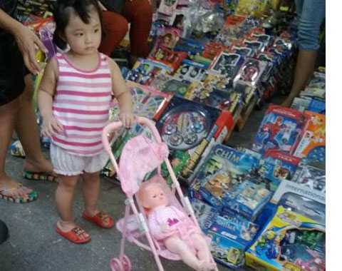 Búp bê Trung Quốc có thể gây vô sinh ở trẻ