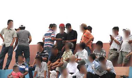 'Sới bạc di động' trên sân Chi Lăng