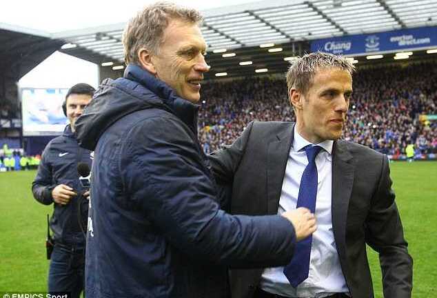 Nóng 24h: Trò cưng Sir Alex phò tá David Moyes