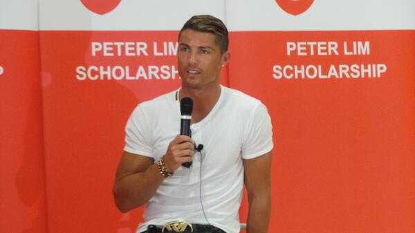 Khi nhớ MU, trông Ronaldo như thế nào?