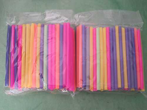 Tin hot 9/7: Ống hút chứa chất gây ung thư