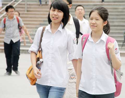 Hà Nội công bố điểm chuẩn vào lớp 10 năm 2013