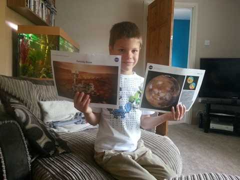 Hé lộ bức thư của bé 7 tuổi khiến NASA 'choáng váng'