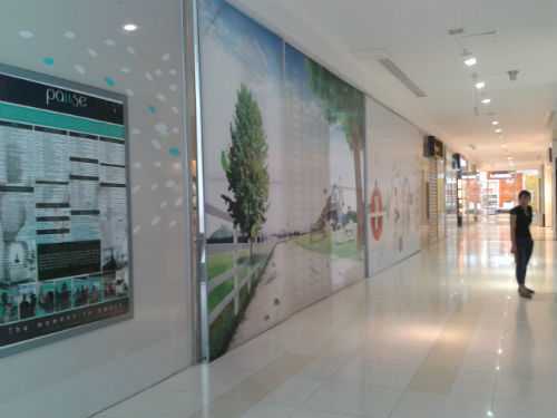 Đổi chủ, nhiều gian hàng tại Mipec Tower đóng cửa