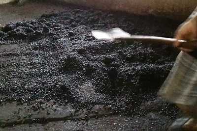 Độc chiêu chế 5 kg hạt thành 1 tạ cà phê bột