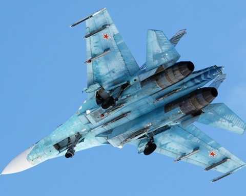 Ukraine bảo trì động cơ máy bay Su-27 của Việt Nam