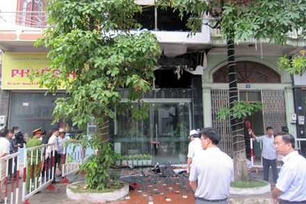 Video: Cháy tiệm vàng, 5 người chết thảm