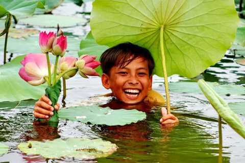 Việt Nam lên sóng truyền hình Anh