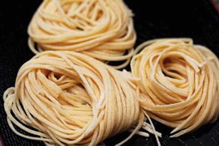 Tin hot 29/7: Sửng sốt mỳ sợi chứa lượng lớn hàn the