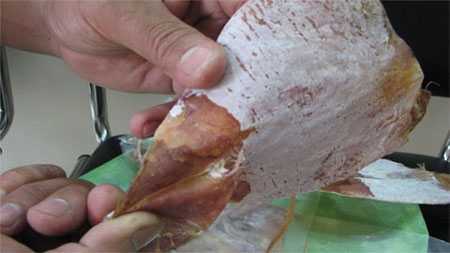 Thực hư vụ mực khô giả như dây thun ở Khánh Hoà