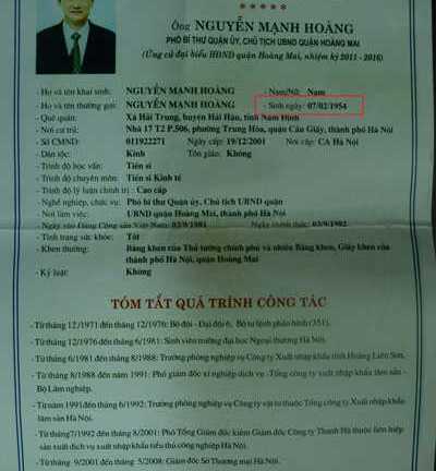 Chủ tịch quận đổi năm sinh: 'Khai man vì yêu nước'