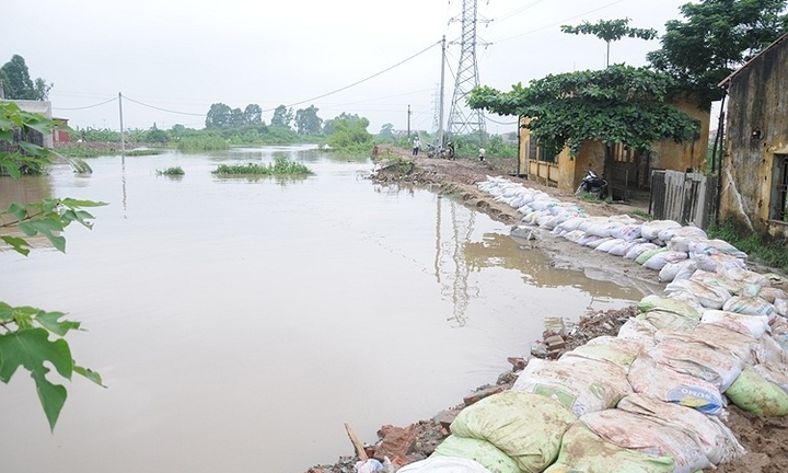 Xả nước sông Nhuệ vào nội đô: Kịch bản xấu nhất là gì?