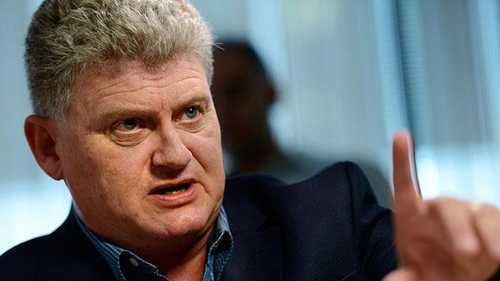 Cha 'kẻ lộ mật' Snowden sắp sang Nga thăm con