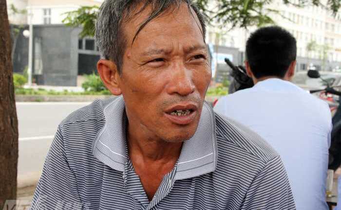 Tâm sự của cha thủ khoa nghèo có giấy gọi nhập ngũ