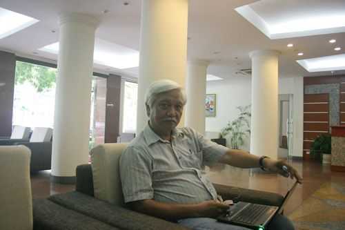 Đại biểu quốc hội muốn mặc quần soóc đi làm là ai?