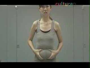 Quảng cáo cực hài: Nước giải khát đánh tan mỡ bụng