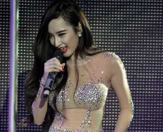 Lửa Phật quảng cáo rượu, Angela Phương Trinh bị phạt