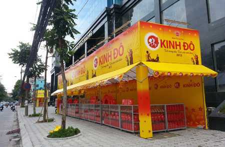 Cấp phép chiếm vỉa hè thủ đô, Sở GTVT nói gì?