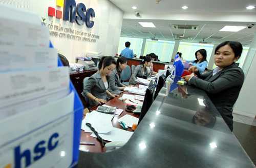 Tăng mức xử phạt vi phạm trong lĩnh vực chứng khoán