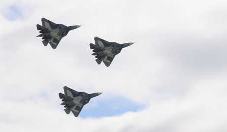 Chiến cơ thế hệ 5 Nga khoe tuyệt kỹ trên không