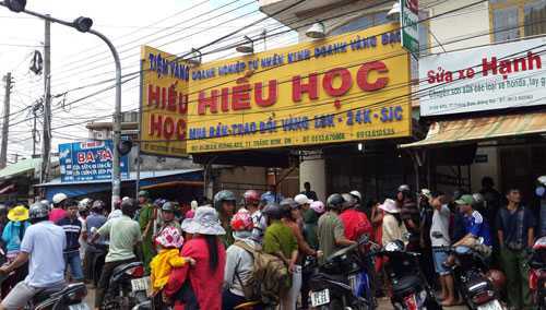 Hiện trường vụ giết dã man chủ tiệm vàng