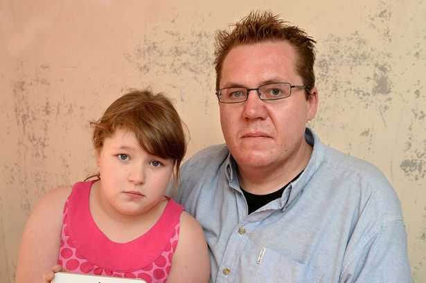 Sạc iPad phát nổ, nạn nhân suýt mất mạng