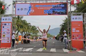 Hơn 3.300 VĐV chạy marathon nhân ngày Quốc Khánh