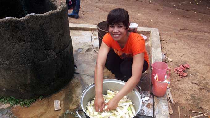 40 học sinh đỗ đại học ở trường Anh Hùng Núp