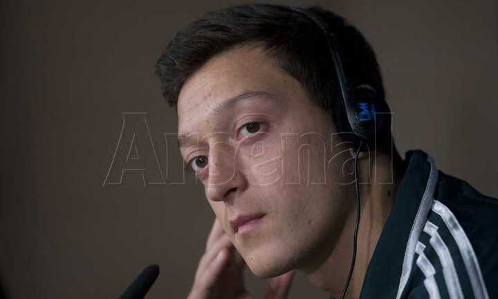 Arsenal được gì và mất gì khi có Ozil?