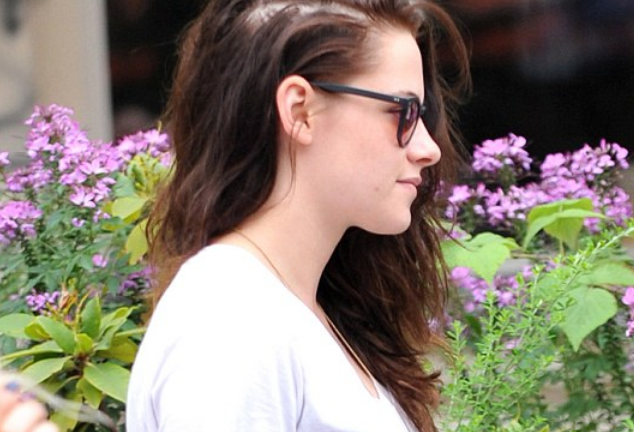 Kristen Stewart tàn tạ sau chia tay Robert Pattinson