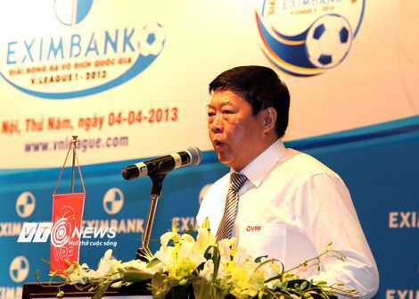 Trưởng giải V-League Trần Duy Ly từ chức