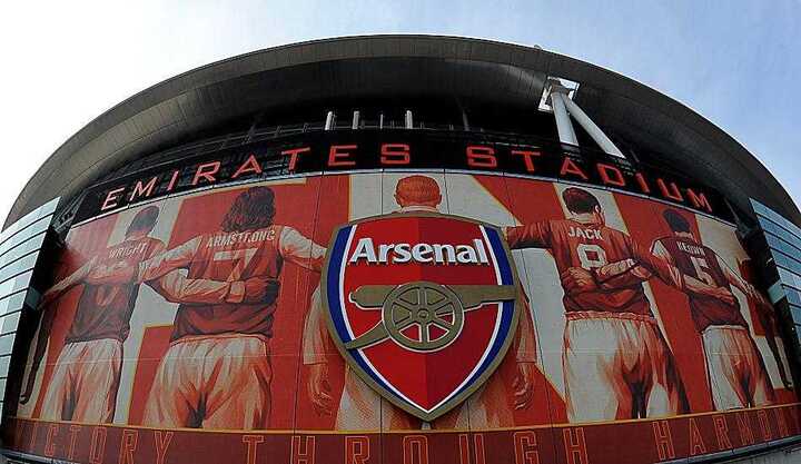 Tốn cả chục triệu đồng xem Arsenal thi đấu