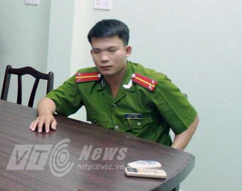Con giả danh cán bộ Bộ công an, cha 'té ngửa'