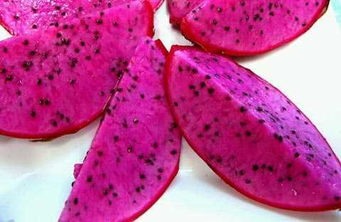 Bỏ 2 tỷ đồng mua thanh long ruột tím hồng