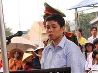 Án tử cho kẻ giết người yêu, giấu xác trong bãi bùn