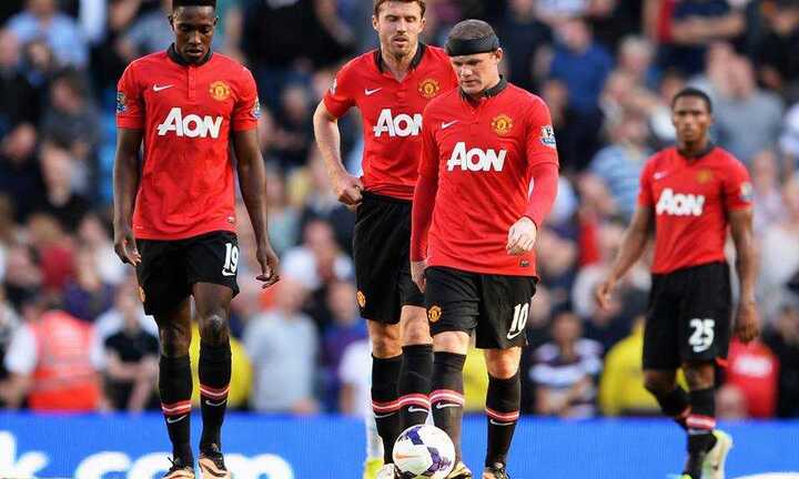 Vì sao MU thảm bại đến thế?