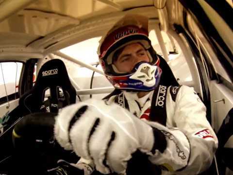 Choáng với màn đốt lốp ở tốc độ 217 km/h