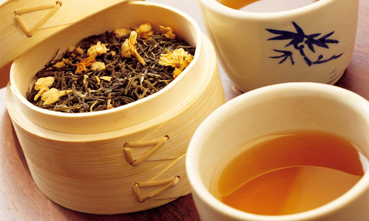 Clip: Đổ xô uống trà dát vàng chữa bệnh