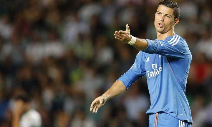 Ronaldo: Lạnh lùng và tinh quái