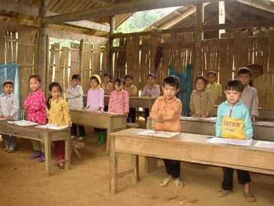 Đau xót vì... quan càng giàu, dân càng đói