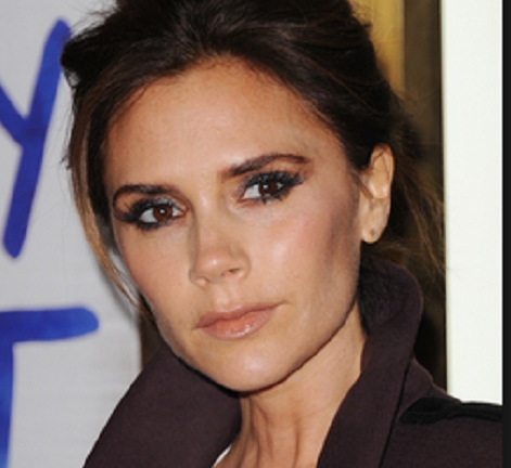 Victoria Beckham là thần tượng số 1 của các bà mẹ Anh
