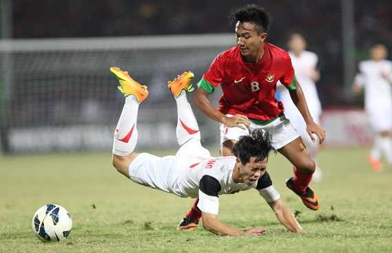 U19 Việt Nam gặp khó trước 'đại gia'