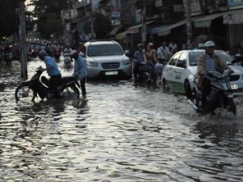 Cảnh báo: Triều cường dâng cao, TP.HCM có thể ngập nặng