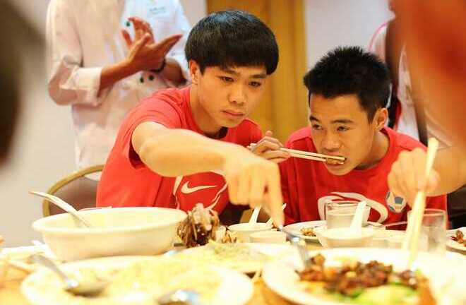 U19 Việt Nam được chăm sóc cẩn thận ra sao?