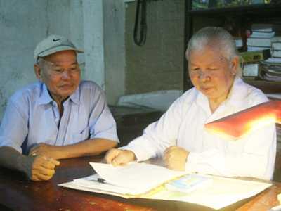 Cụ ông 81 tuổi là sinh viên năm cuối