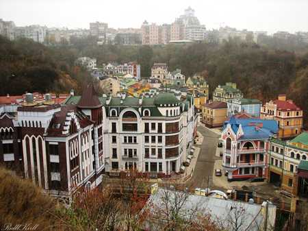 Lạnh người 'thị trấn ma của các triệu phú' ở Kiev