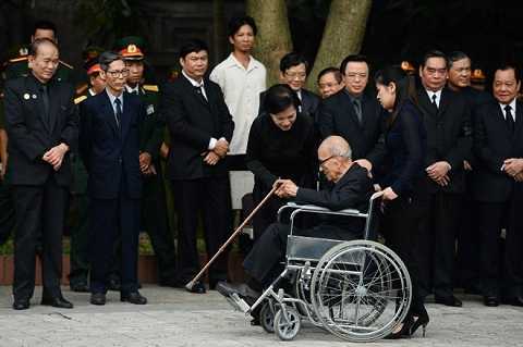 Những hình ảnh xúc động khắp ba miền lễ viếng Đại tướng