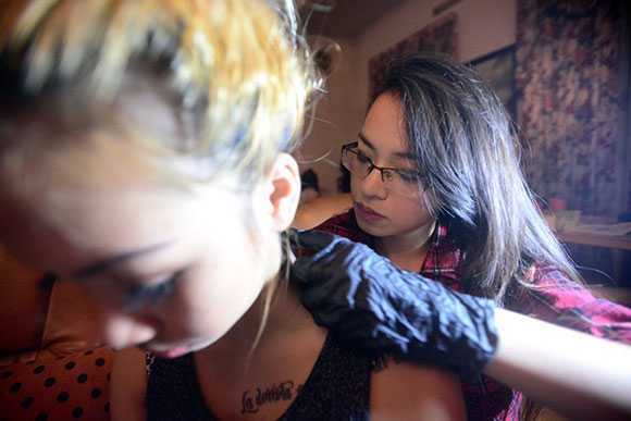 Cô giáo 9X dạy võ thành thợ xăm hình đình đám Hà thành