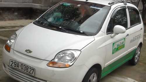 Clip nổi bật 21/10: Tài xế taxi cán chết đồng nghiệp