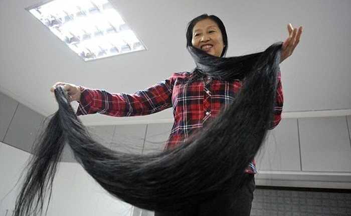 Một phụ nữ Trung Quốc có mái tóc như phim ma